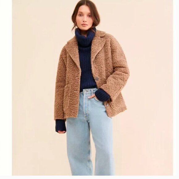 Astr Jackets & Blazers - NWT Free People, ASTR the Label Willow Fuzzy Coat, Medium